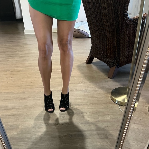 Prada laser cut heel booties - Picture 2 of 8